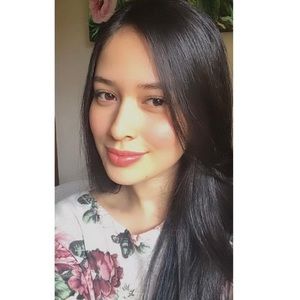 Meet your Posher, Andrea